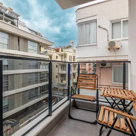 Apartment Camelia 9 *